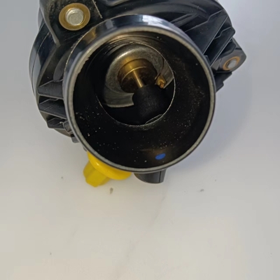 OEM NO 11537549476 Θερμοστάτη ψύξης κινητήρα για BMW E87 E82 E90 E92 E93 E63 E64 E66 E83