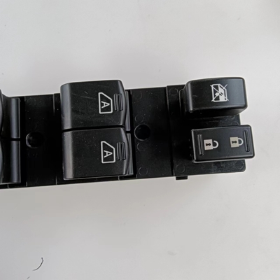 Ηλεκτρικός διακόπτης παραθύρου για G35 G37 G25 Q40 / N i s s a n Maxima Έτος 2009-2010