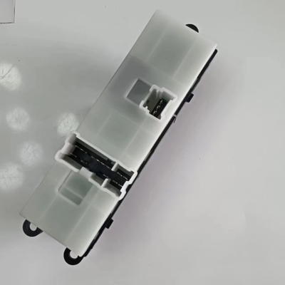 Ο αριθμός OE 25401-BB65B Εμπρός αριστερός διακόπτης ενεργειακού παράθυρου για Nissan Navara Qashqai 2003-2018