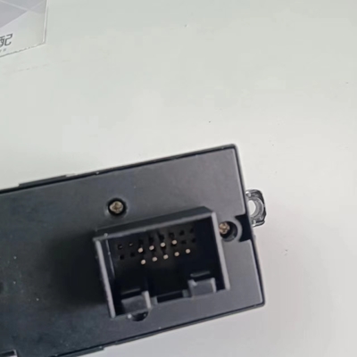 BSG 90-860-061 Προς τα εμπρός αριστερός διακόπτης ενεργοποίησης παραθύρου 1J4959857 Για VW Jetta Passat Golf 4 πόρτες 00-2005